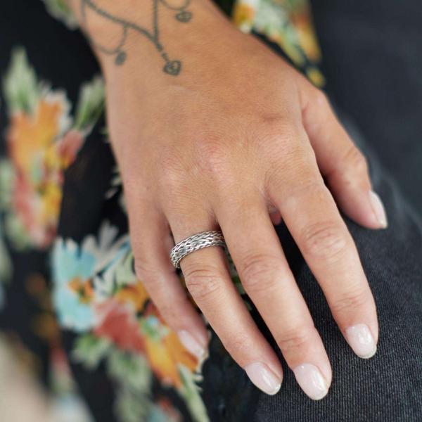 242 Ring Dames ROOTS Collectie