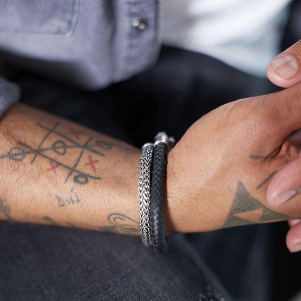 370BLK Armband Zwart Heren ROOTS Collectie